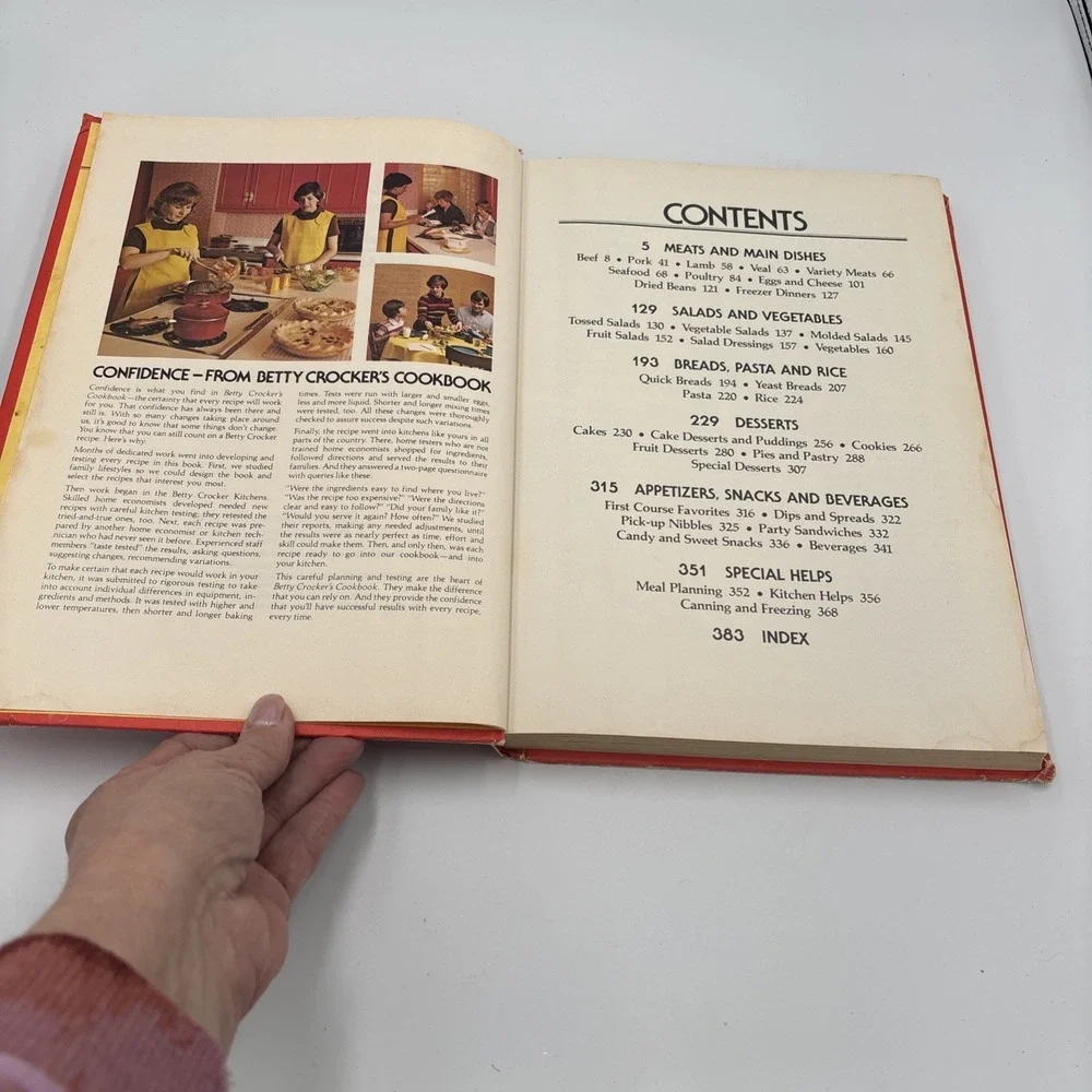 VTG Betty Crocker's Cookbook New and Revised Edition HC Second Printing 1979‎